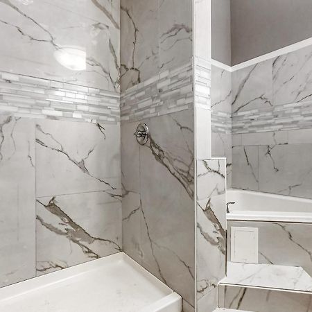 5Br Penthouse Steps To The Streetcar & Fq Apartment New Orleans Bagian luar foto