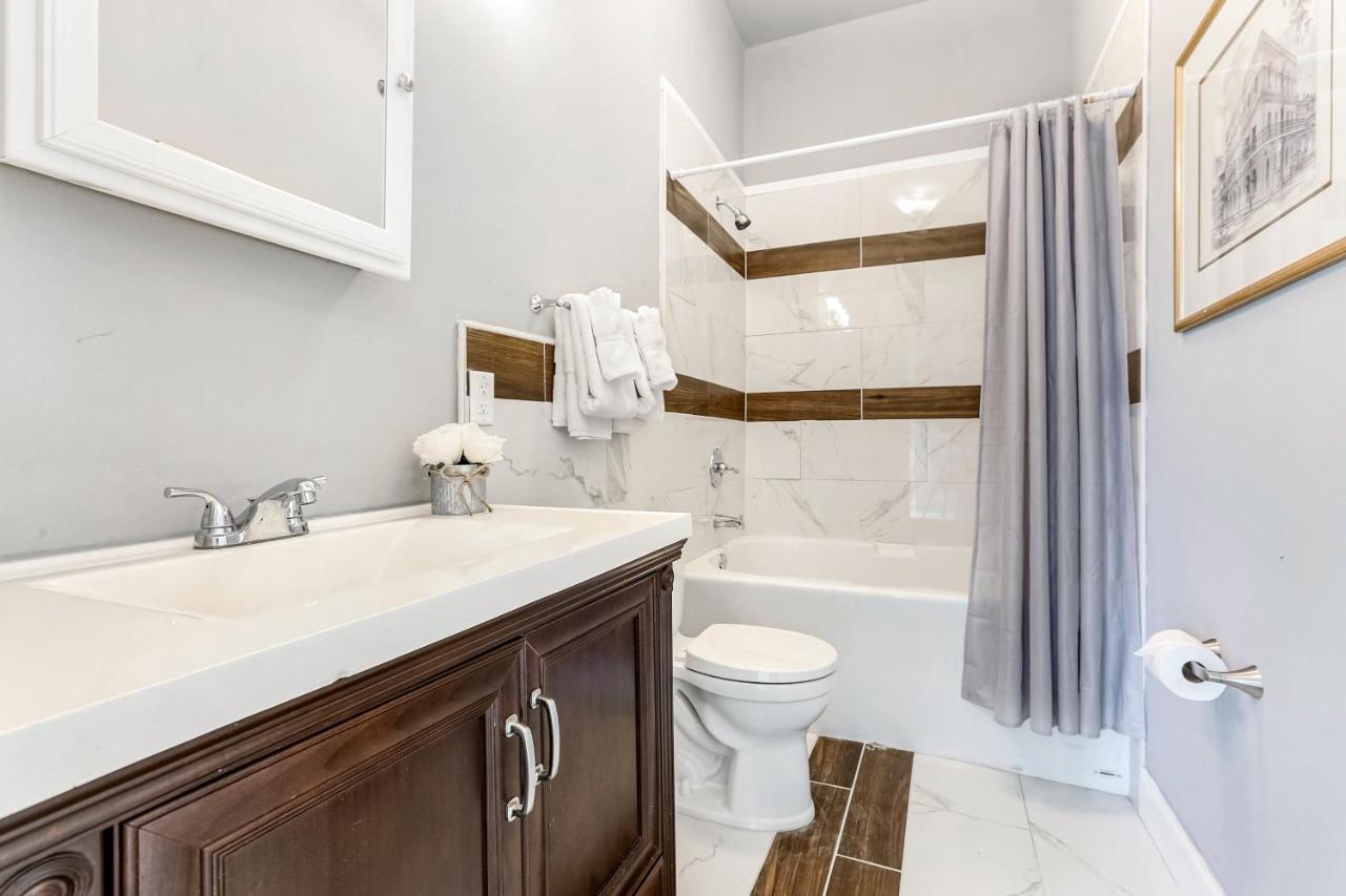 5Br Penthouse Steps To The Streetcar & Fq Apartment New Orleans Bagian luar foto